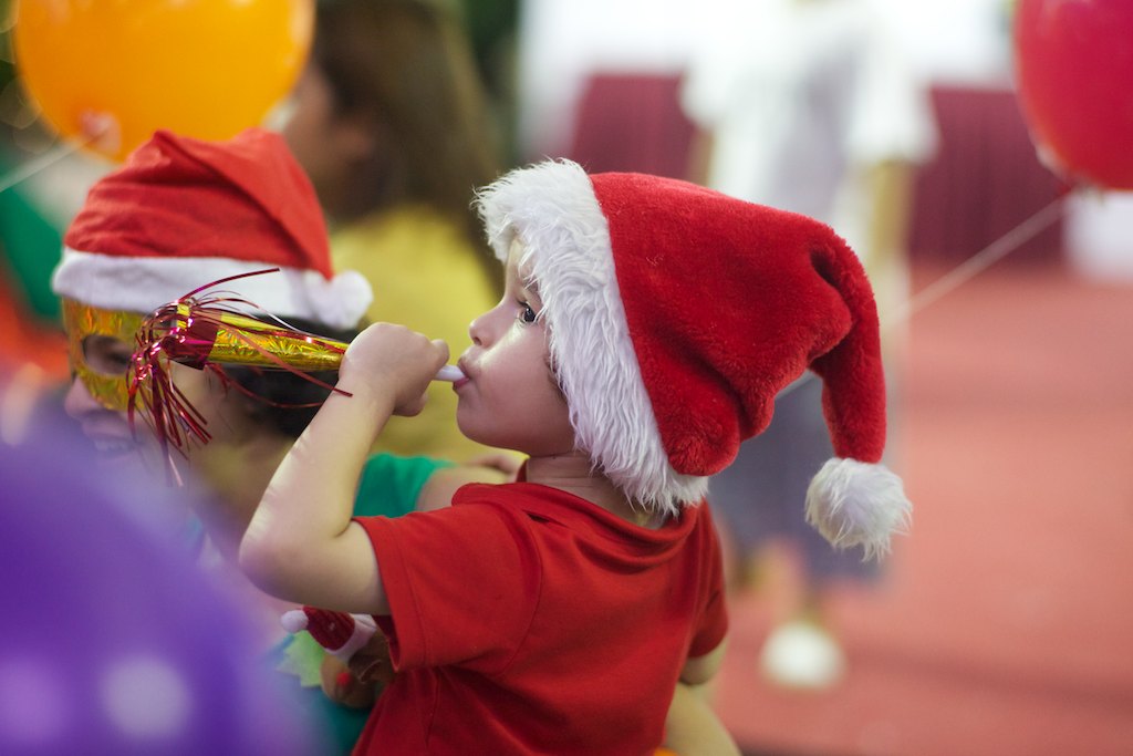 Santa claus antithesis